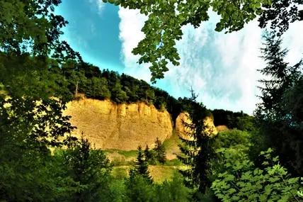 Es war eine geologische Sensation: Am 12. April 1983 rutschte der Berg am Hirschkopf ab.